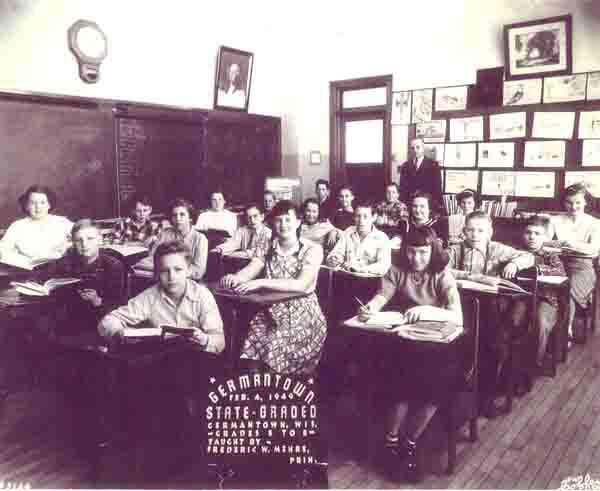 picture of Germantown State Graded School, School Year 1948-1949, Grades 5-8; shared by John and Sharon (Brandenburg) Oellerich