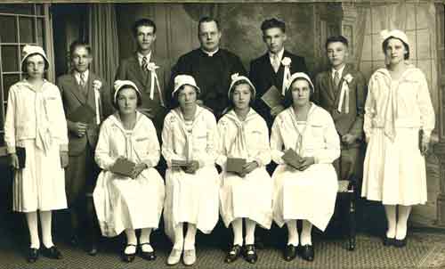 picture of St. Boniface Grade School, School Year 1932-1933, Grade 8