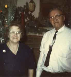 picture of William and Ruth (Hornig) Holl; shared by Esther (Holl) Schowalter